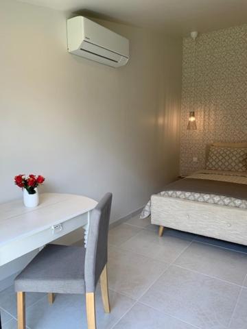 Domaine Miltat - Chambre Crayere Pierry Екстер'єр фото